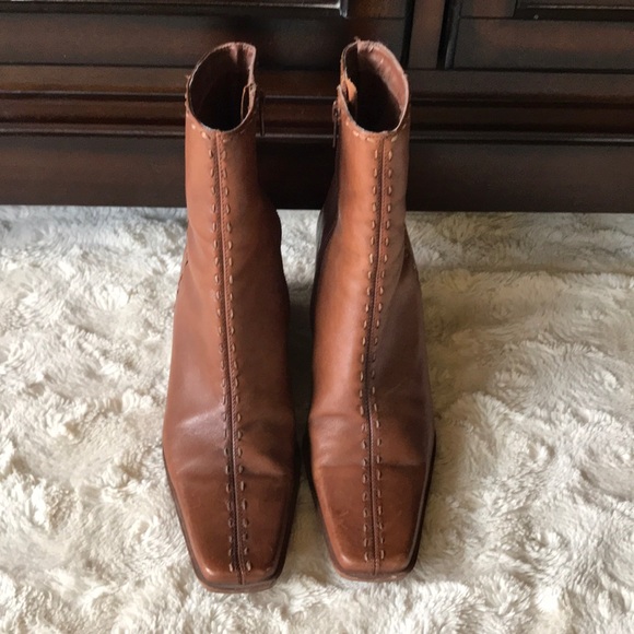 Diba Shoes - Diba Brown leather boots 6.5